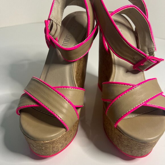 Nude and hot pink Wedge platform - Picture 2 of 4